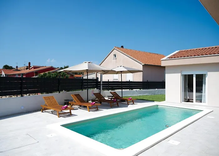 Majori Villa