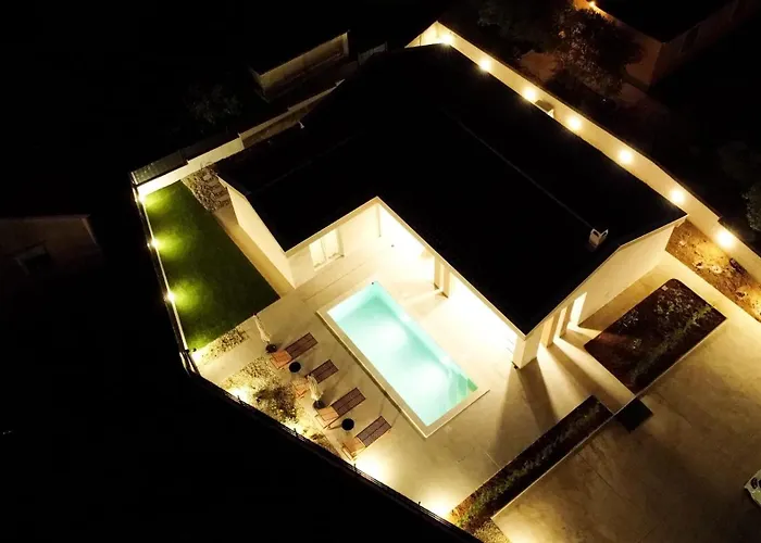 Majori Villa *