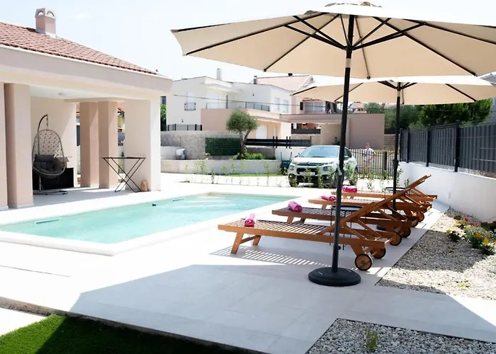Villa Majori *