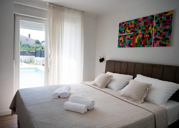 Majori Villa *