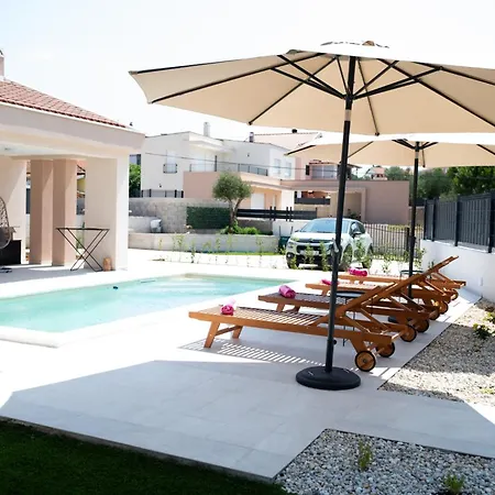 Villa Majori