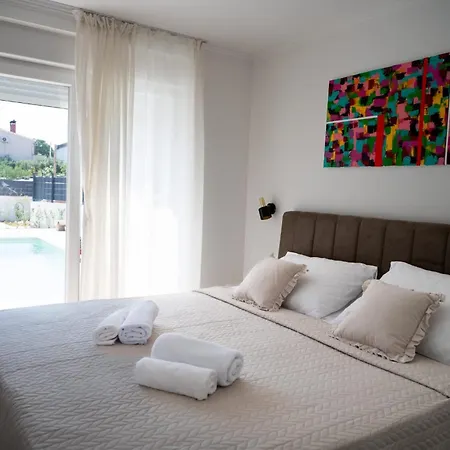 Majori Villa *